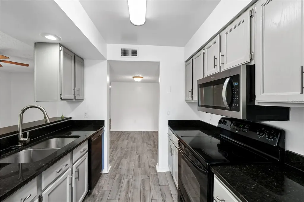 196 Riverbend Drive Altamonte Springs FL 32714