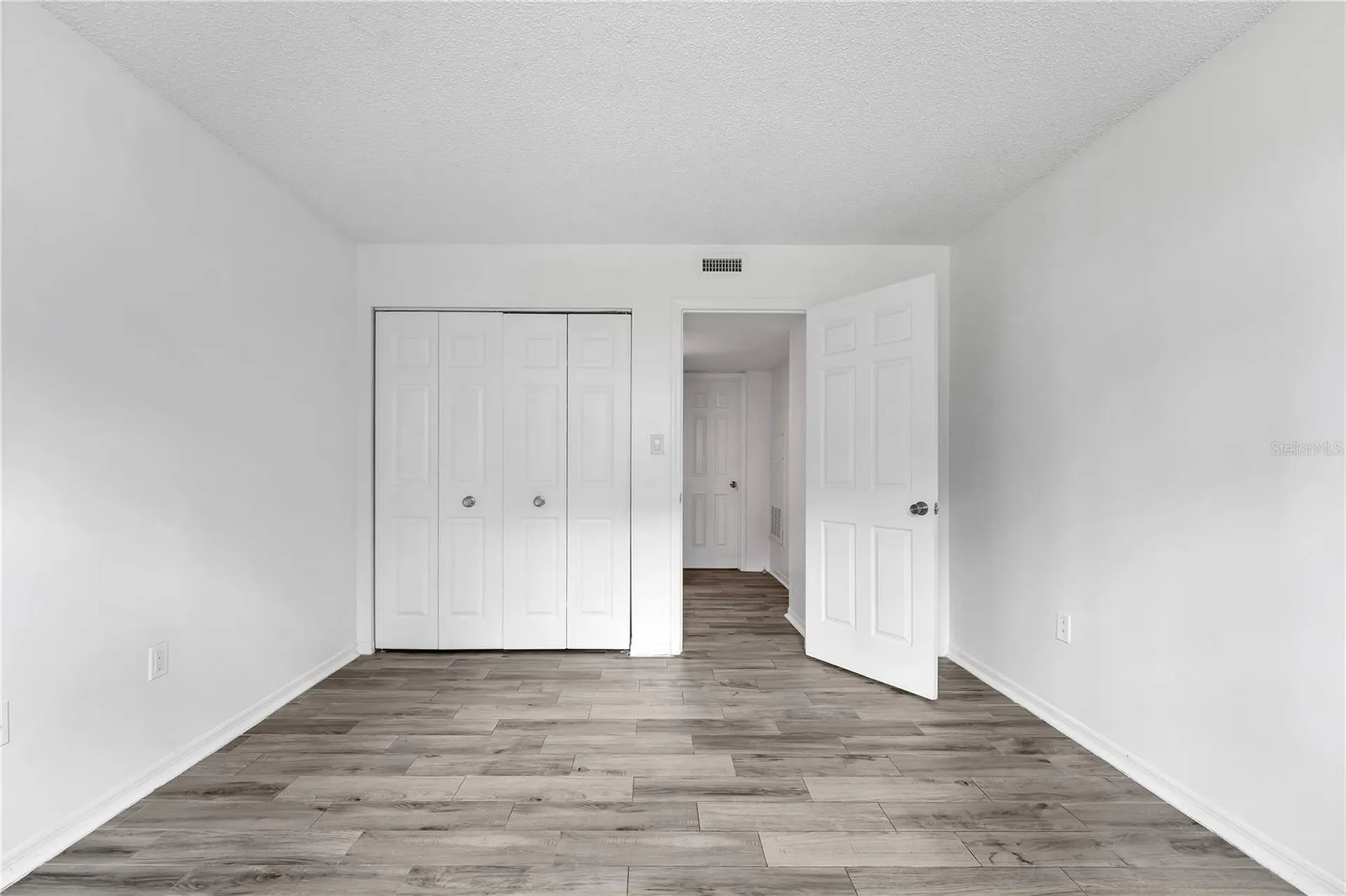 196 Riverbend Drive Altamonte Springs FL 32714