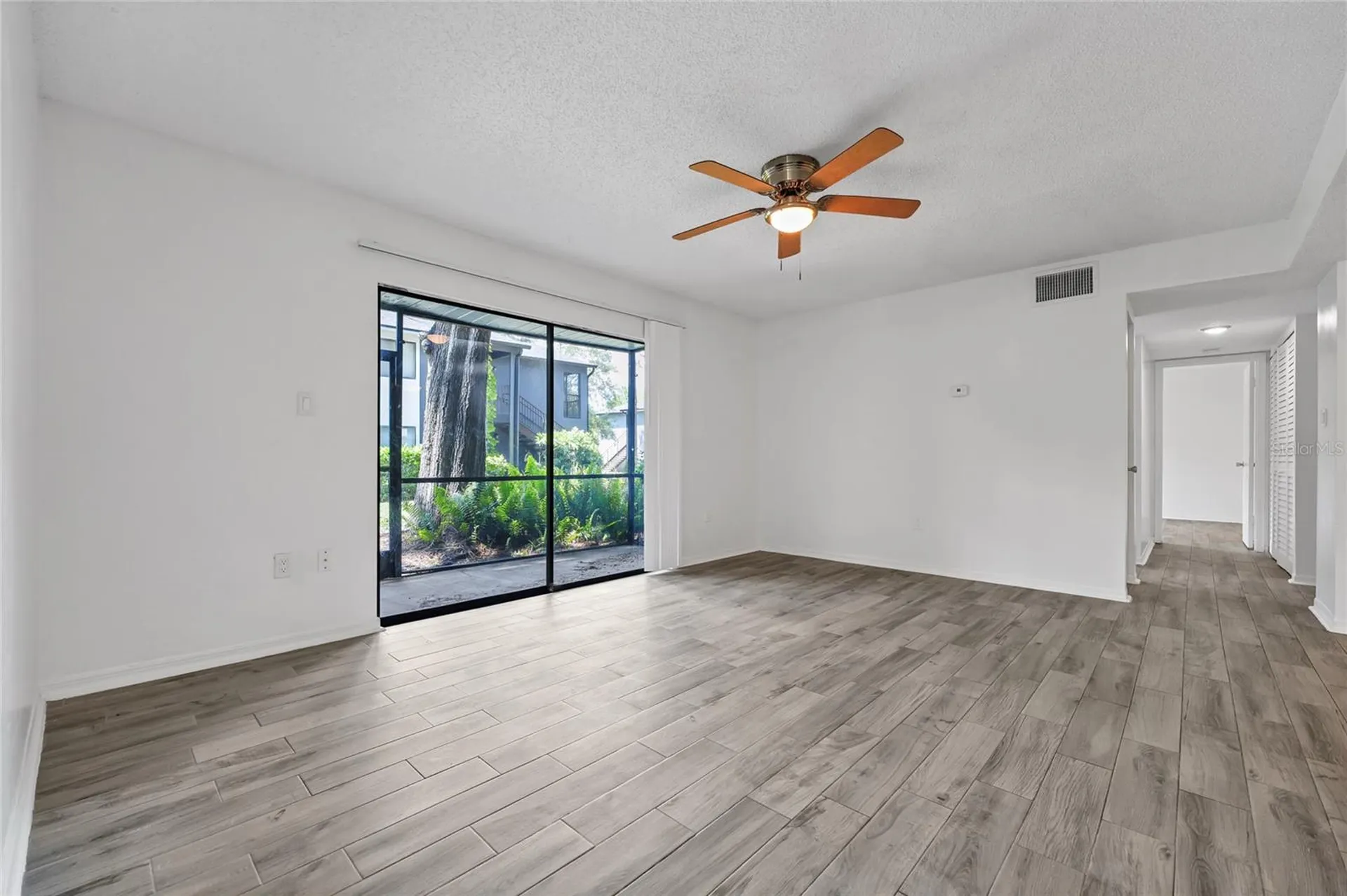 196 Riverbend Drive Altamonte Springs FL 32714