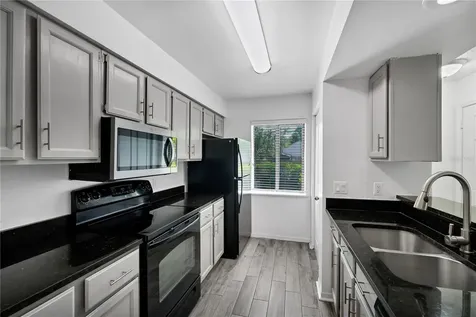 196 Riverbend Drive Altamonte Springs FL 32714