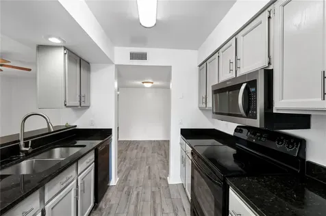 196 Riverbend Drive Altamonte Springs FL 32714