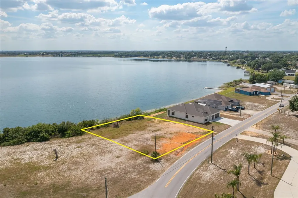 842 Eagle Lake Loop Road Eagle Lake FL 33839