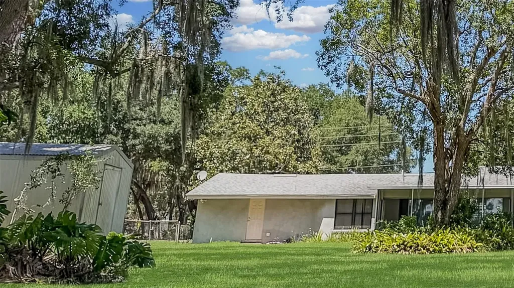 3895 Conine Drive E Winter Haven FL 33881
