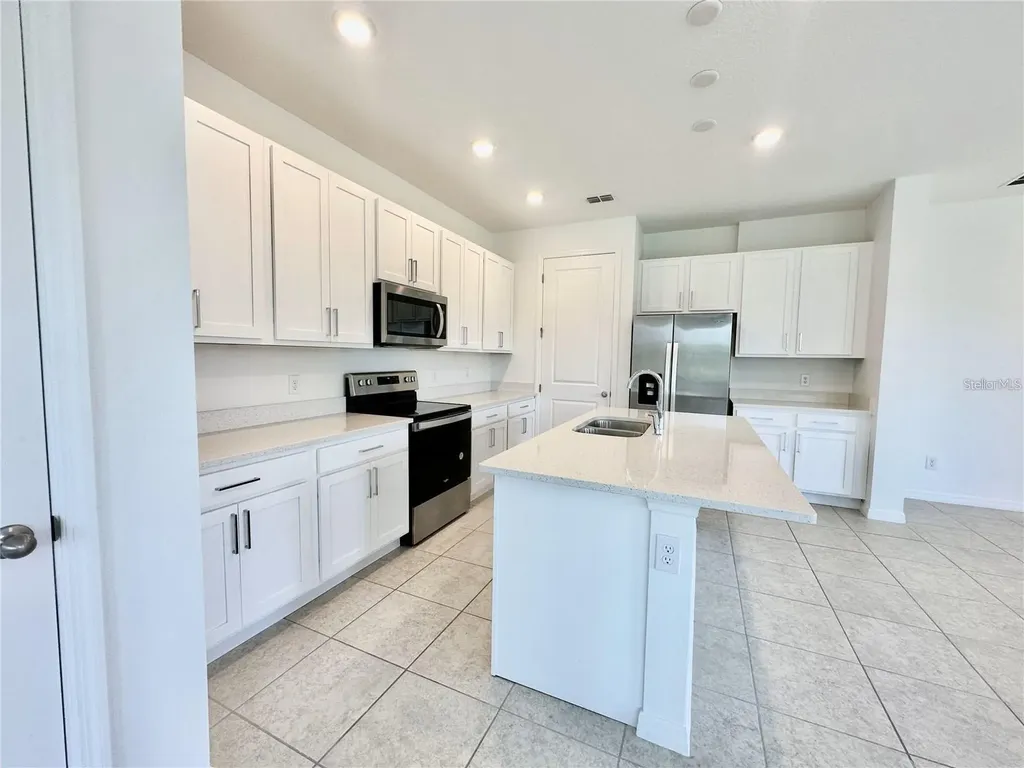 1707 Sanibel Drive Davenport FL 33896