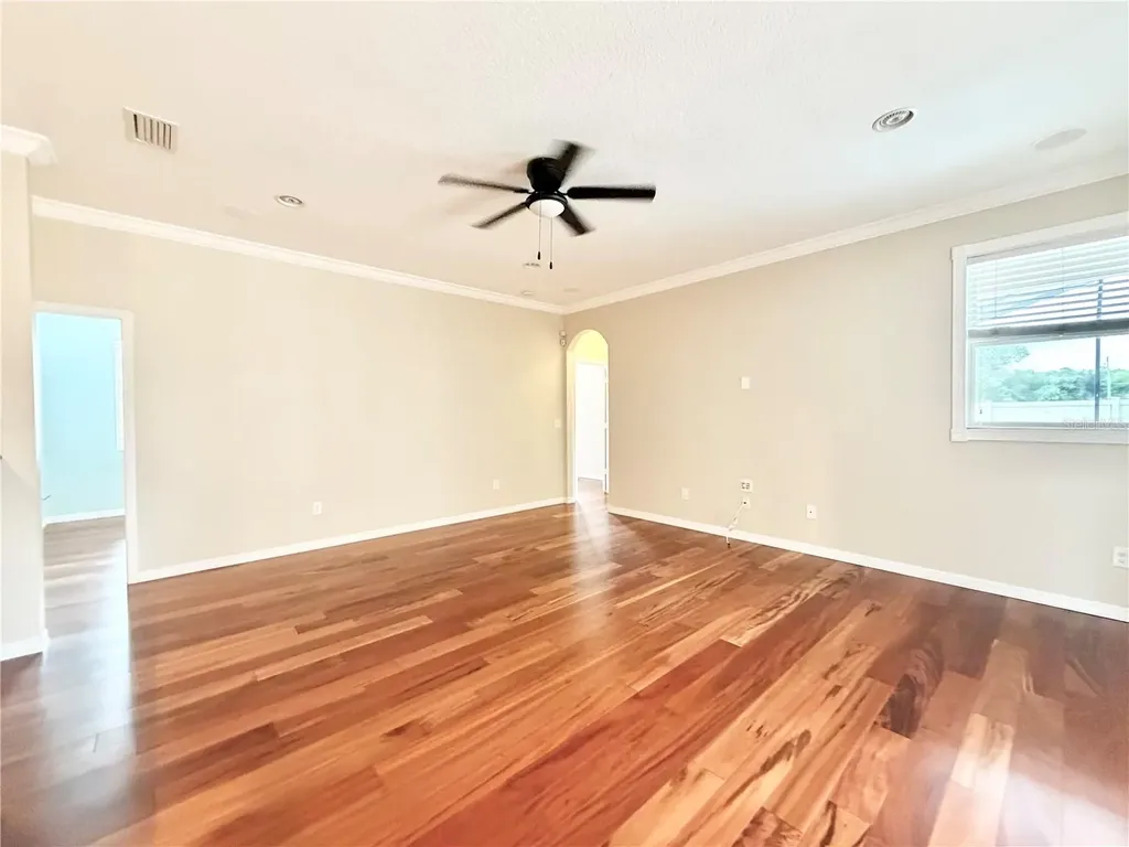 1868 Lorenzo Lane Oviedo FL 32765