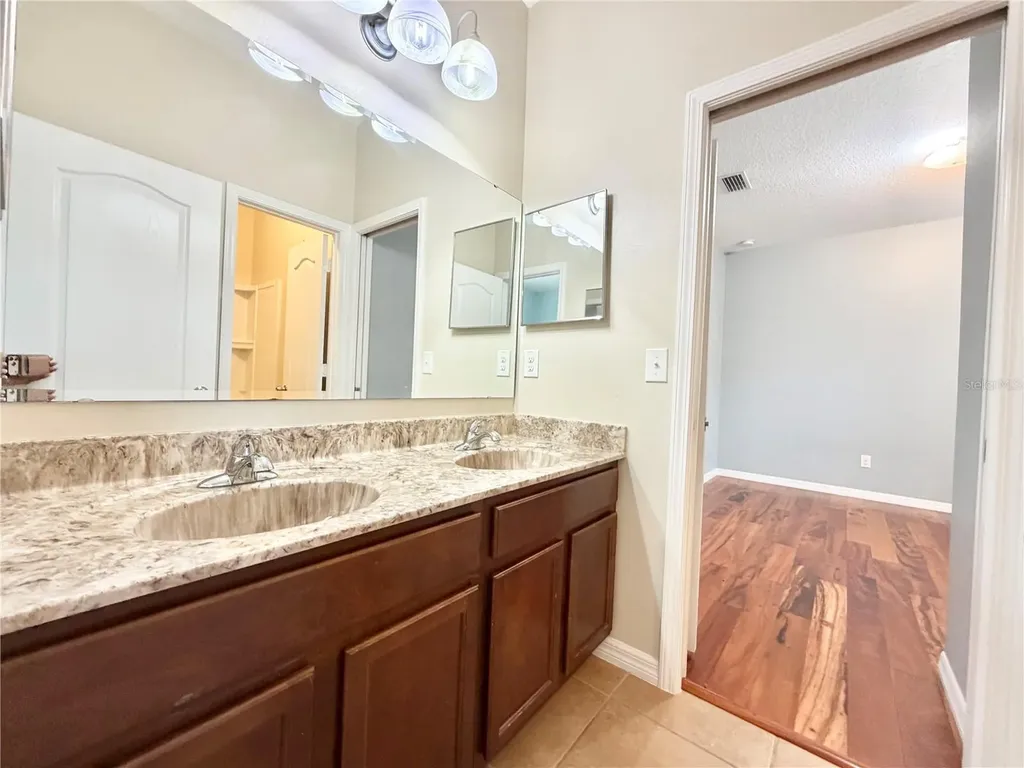 1868 Lorenzo Lane Oviedo FL 32765