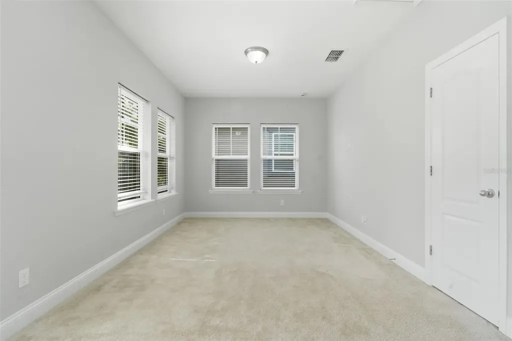 13856 Eliot Avenue Orlando FL 32827