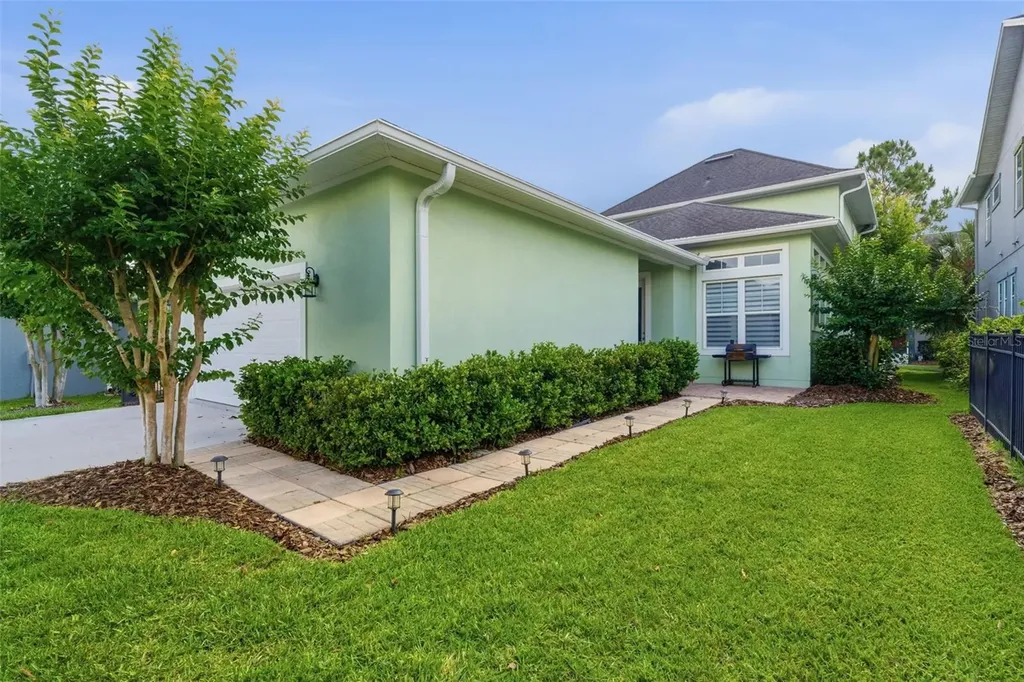 13856 Eliot Avenue Orlando FL 32827