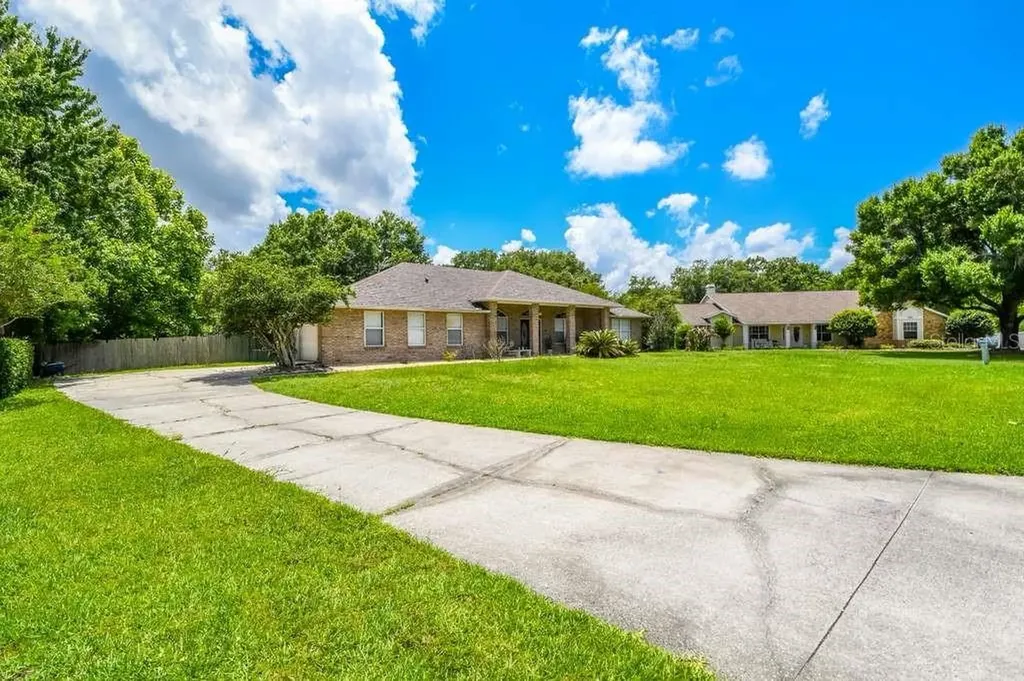 2396 Nightingale Lane Kissimmee FL 34746
