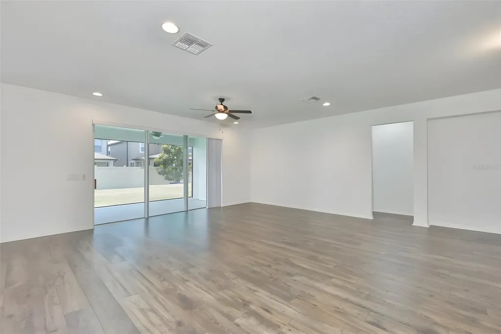 10725 Green Harvest Drive Riverview FL 33578