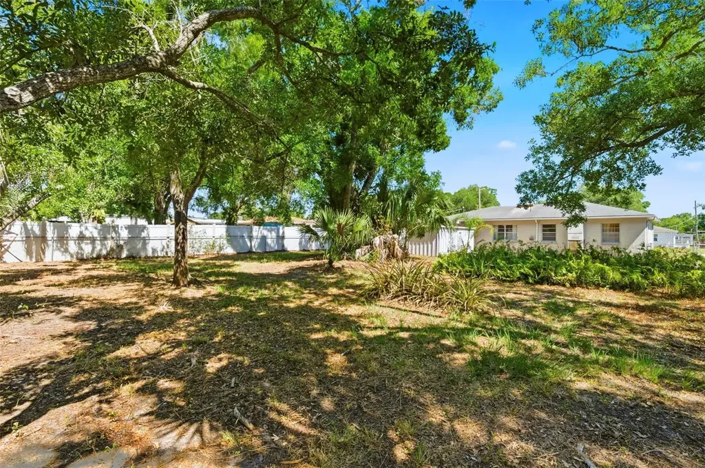 1712 W Ferris Avenue Tampa FL 33603