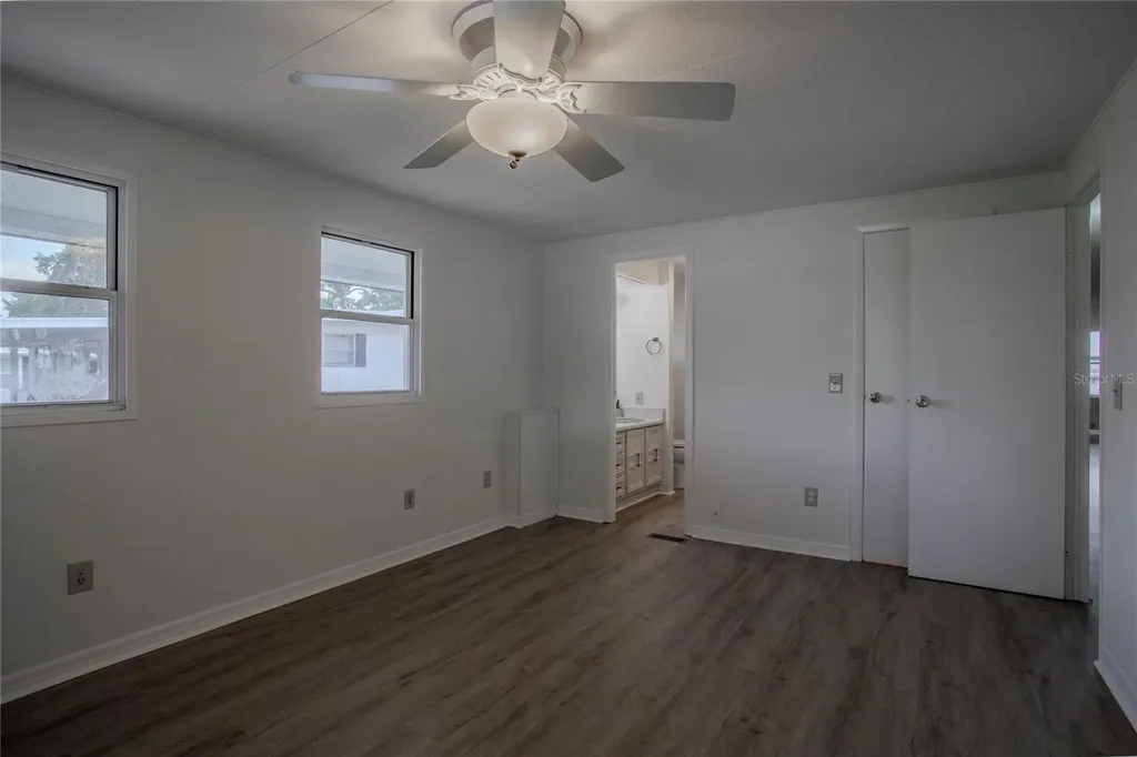 34232 Island Drive Leesburg FL 34788
