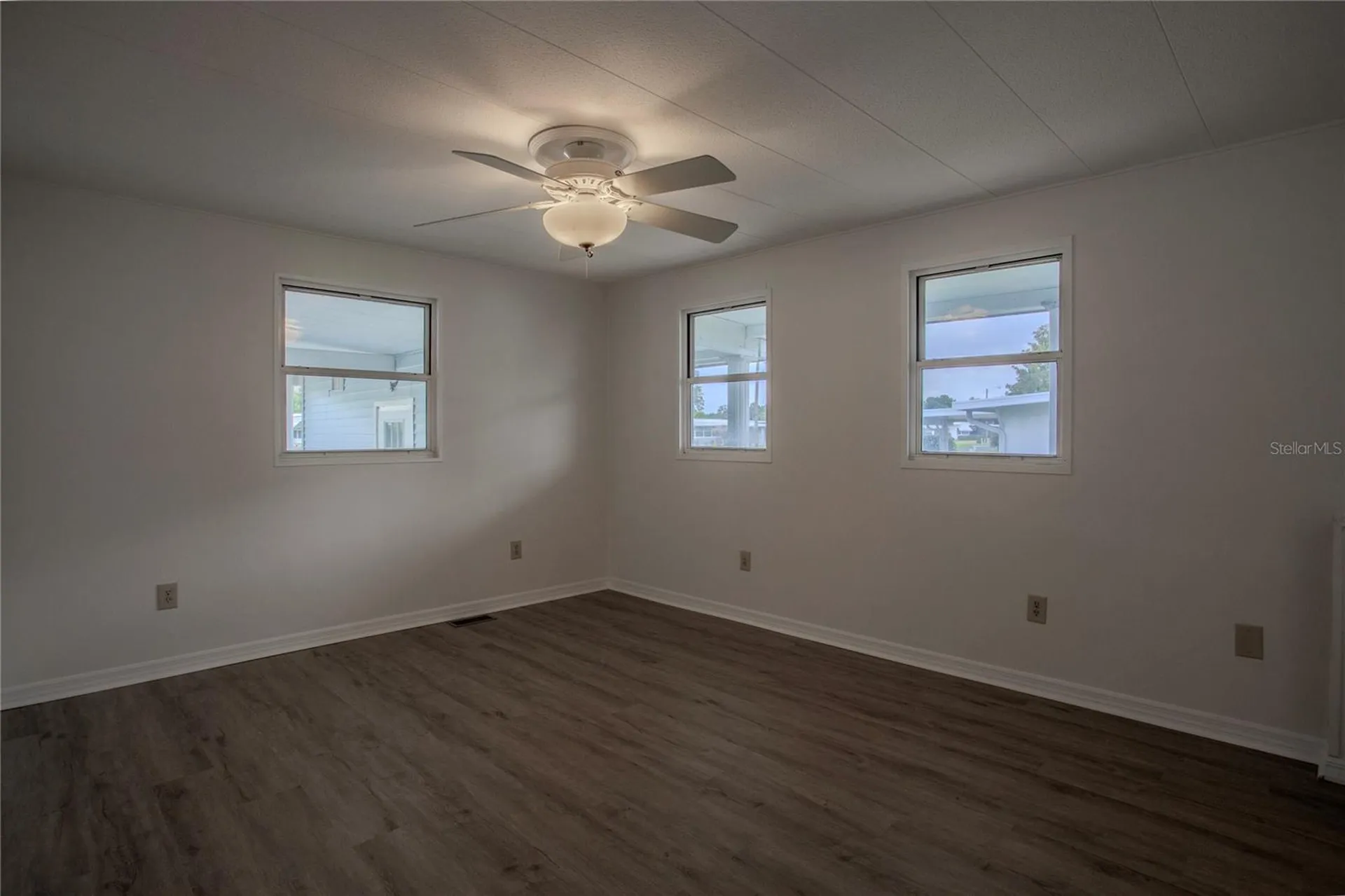 34232 Island Drive Leesburg FL 34788