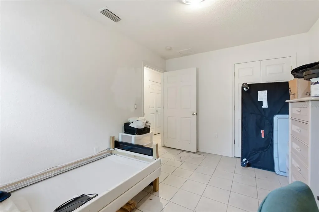 8439 Radio Lane Tampa FL 33619