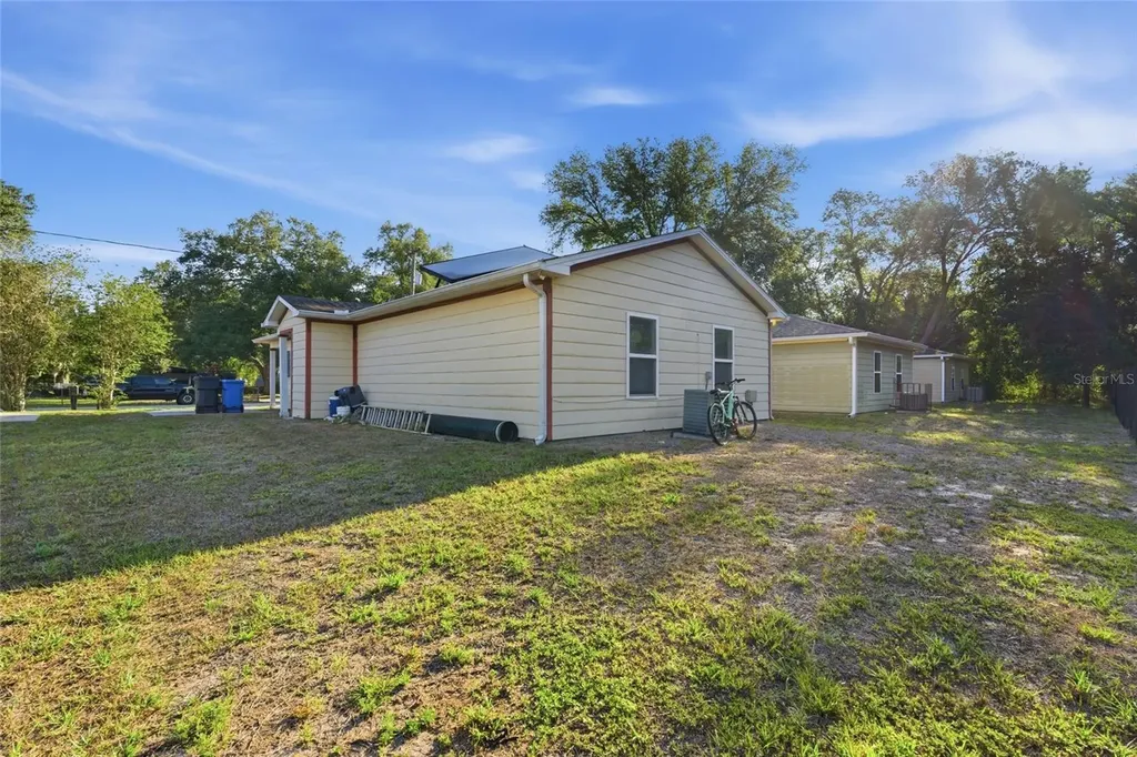 8439 Radio Lane Tampa FL 33619
