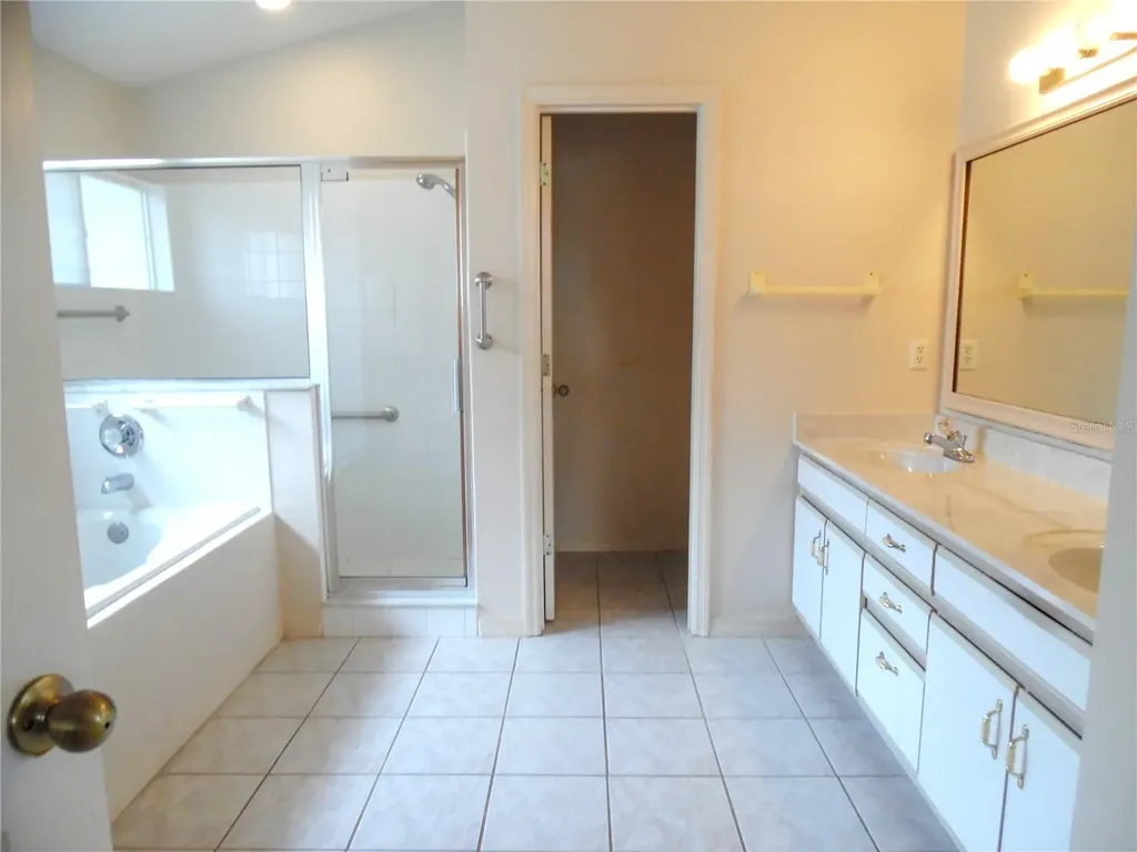 24947 Cranes Roost Circle Leesburg FL 34748