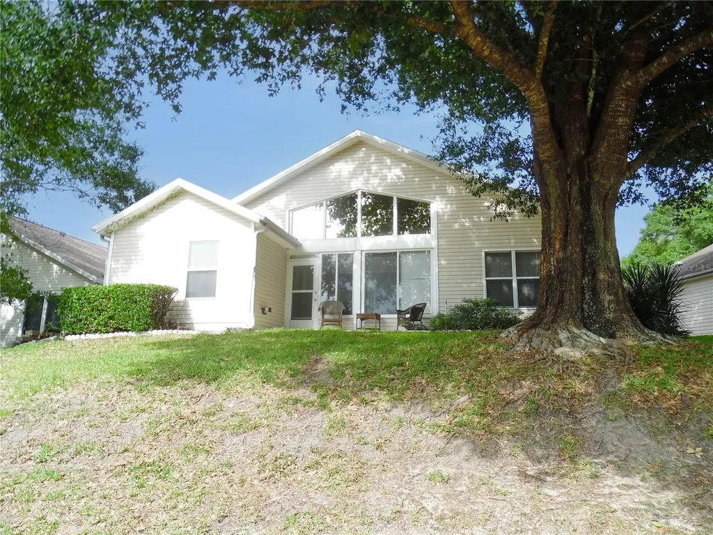 24947 Cranes Roost Circle Leesburg FL 34748