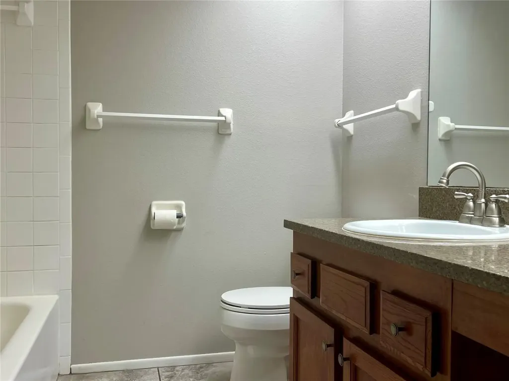142 Woodlake Wynde Oldsmar FL 34677