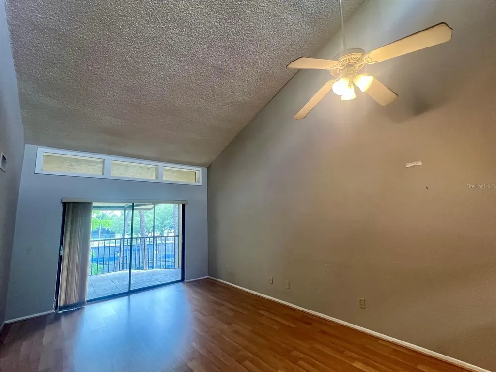 142 Woodlake Wynde Oldsmar FL 34677