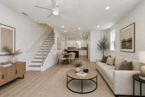 4171 56th Avenue N St Petersburg FL 33714