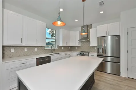 4171 56th Avenue N St Petersburg FL 33714