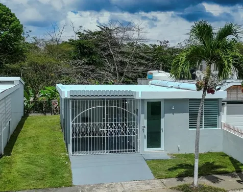 29 Calle 29 Toa Alta PR 00953