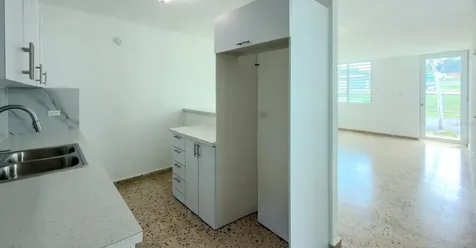 29 Calle 29 Toa Alta PR 00953