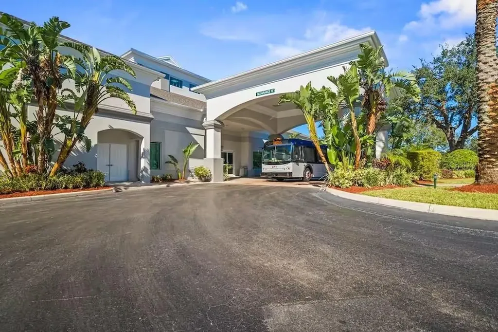 8303 Palm Parkway Orlando FL 32836
