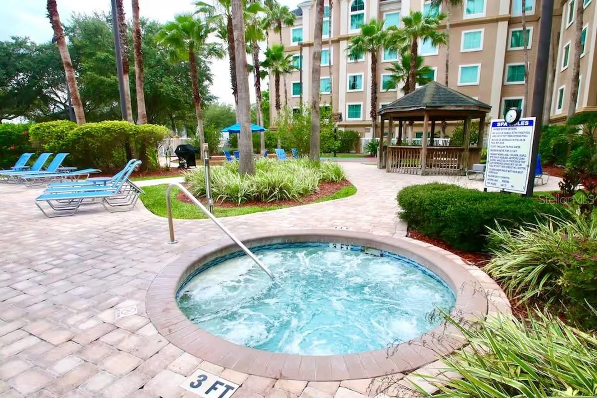 8303 Palm Parkway Orlando FL 32836