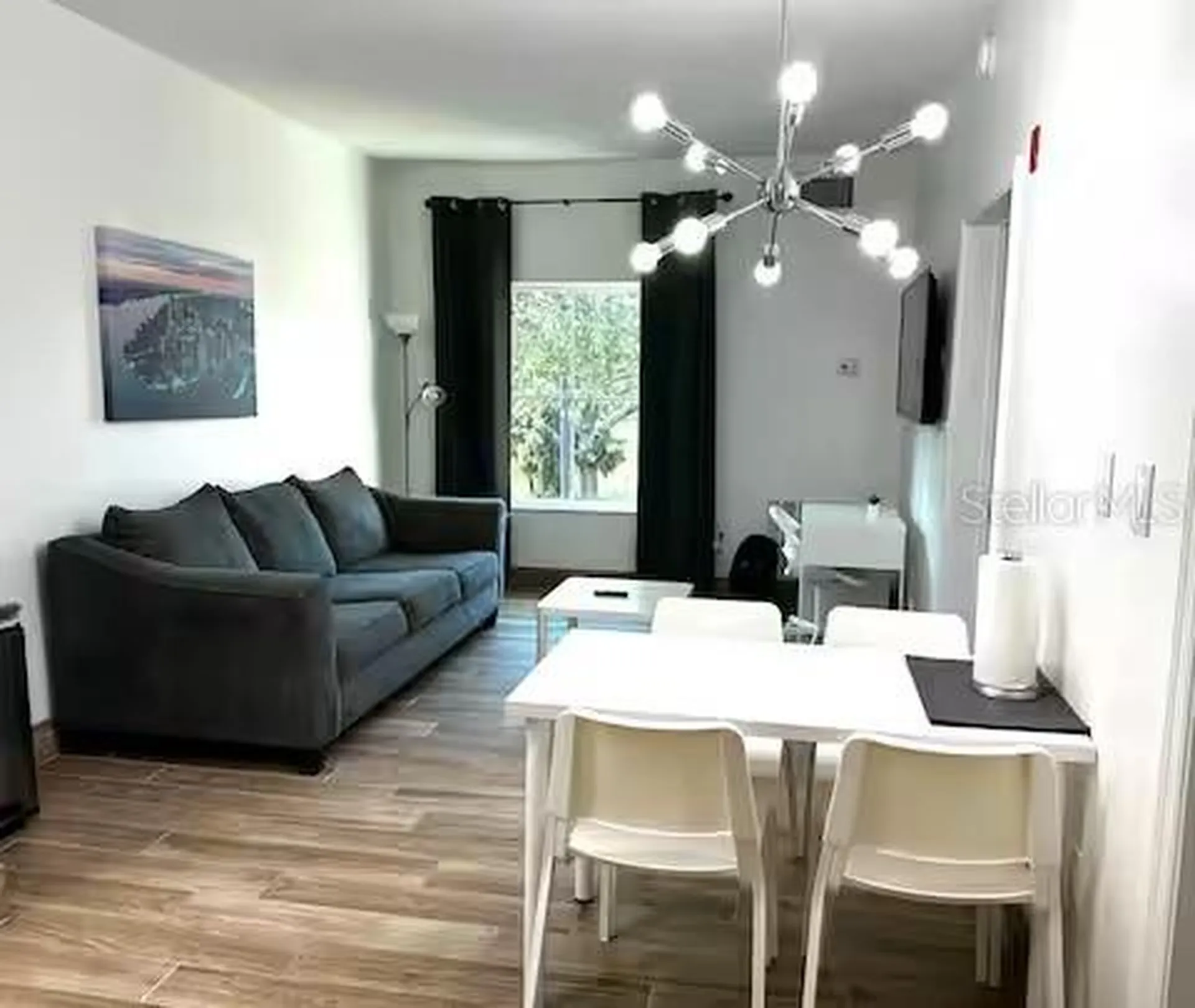 8303 Palm Parkway Orlando FL 32836