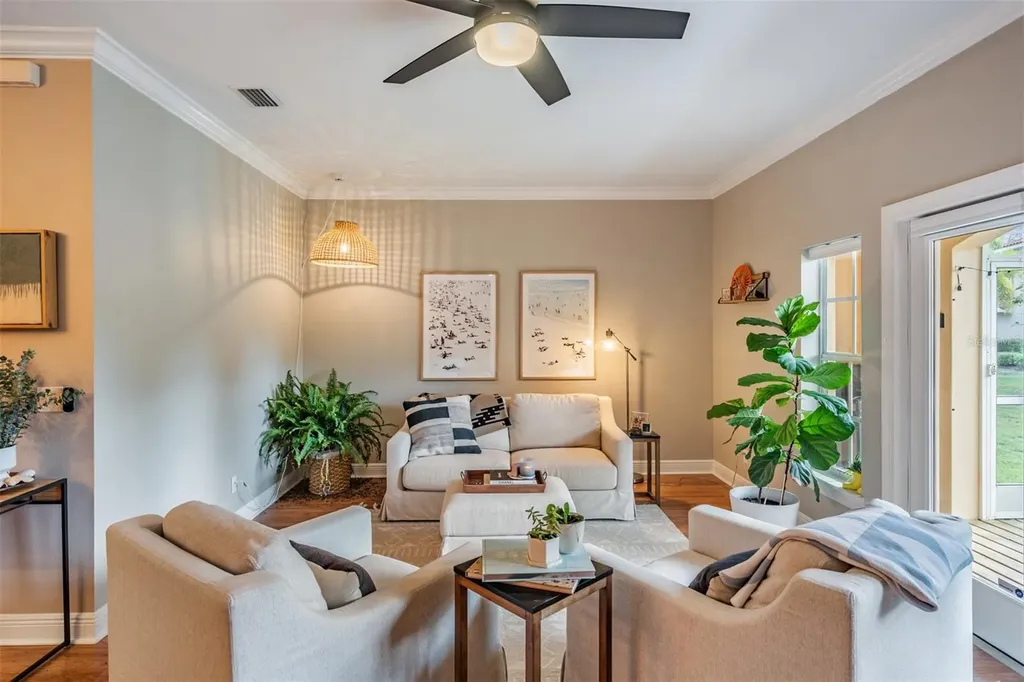 415 Barcelona Drive St Petersburg FL 33716
