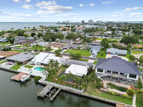 3921 E Eden Roc Circle Tampa FL 33634
