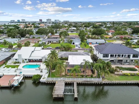 3921 E Eden Roc Circle Tampa FL 33634