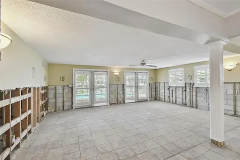 3921 E Eden Roc Circle Tampa FL 33634