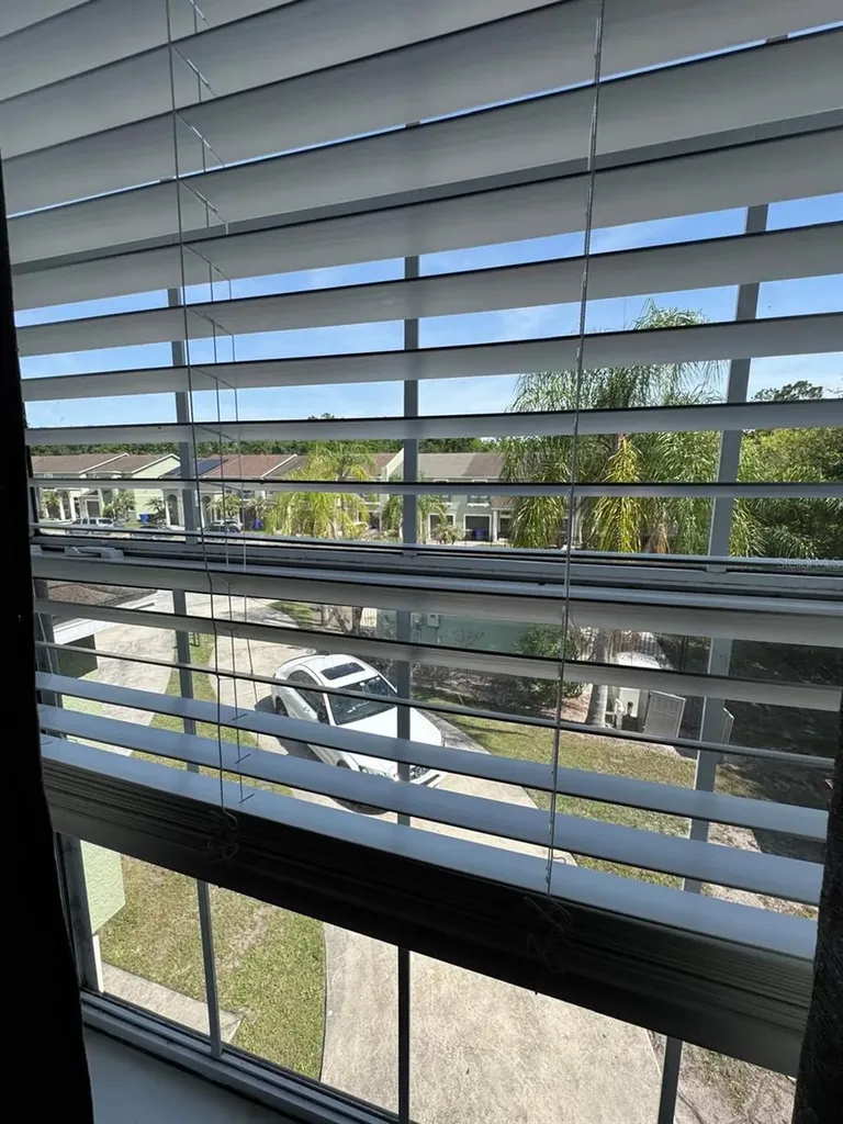 4300 Paradise Cove Court Kissimmee FL 34746