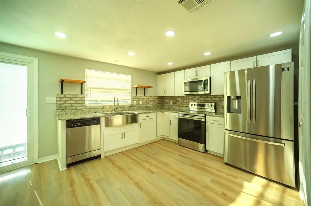 4811 N 30th Street Tampa FL 33610