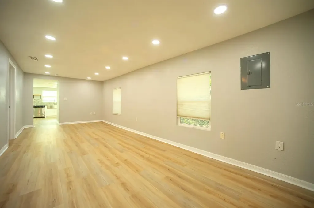 4811 N 30th Street Tampa FL 33610