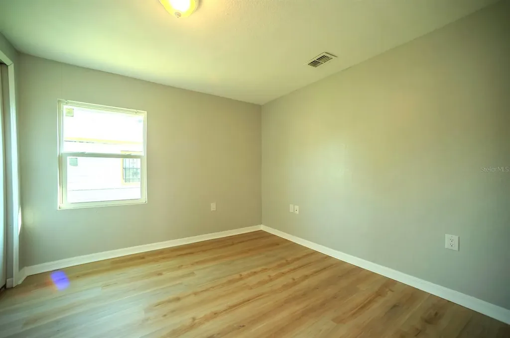 4811 N 30th Street Tampa FL 33610