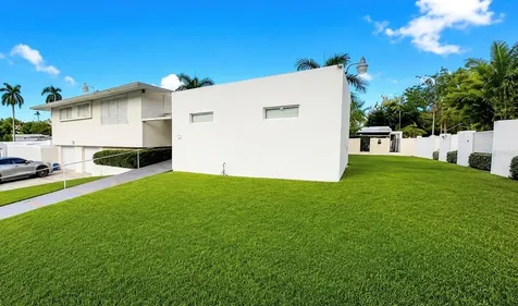 D-15 Green Valley Guaynabo PR 00966