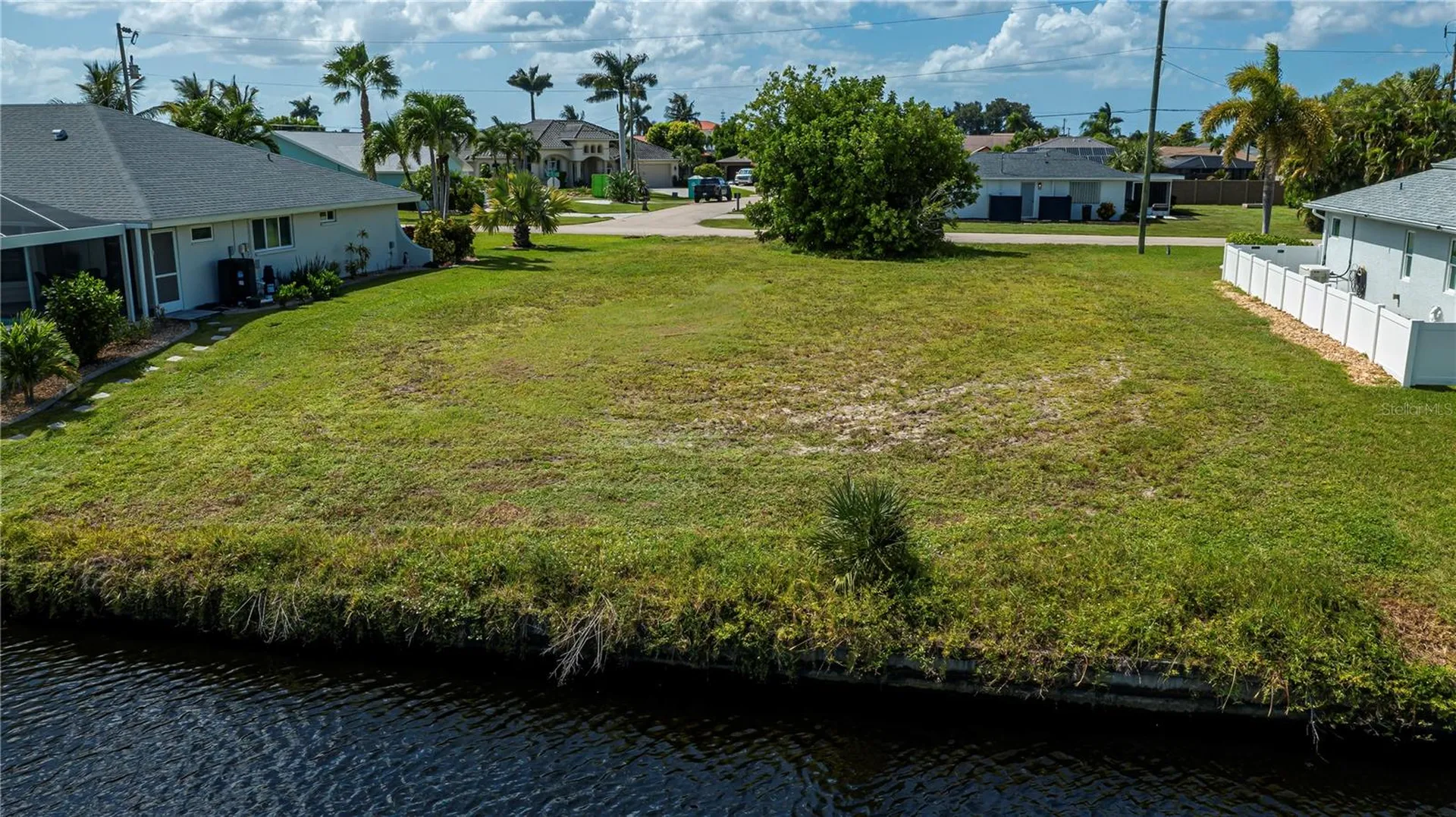3725 SE 13th Avenue Cape Coral FL 33904