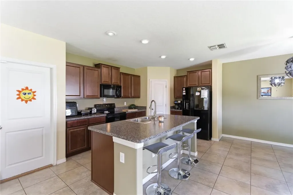 10206 Cool Waterlily Avenue Riverview FL 33578