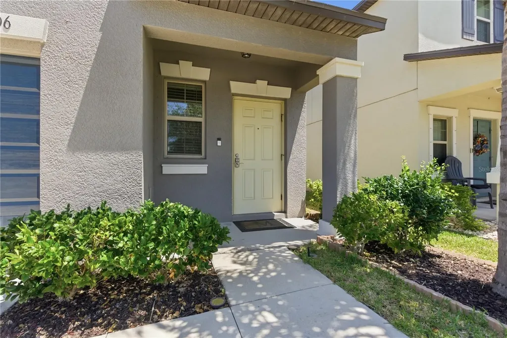 10206 Cool Waterlily Avenue Riverview FL 33578