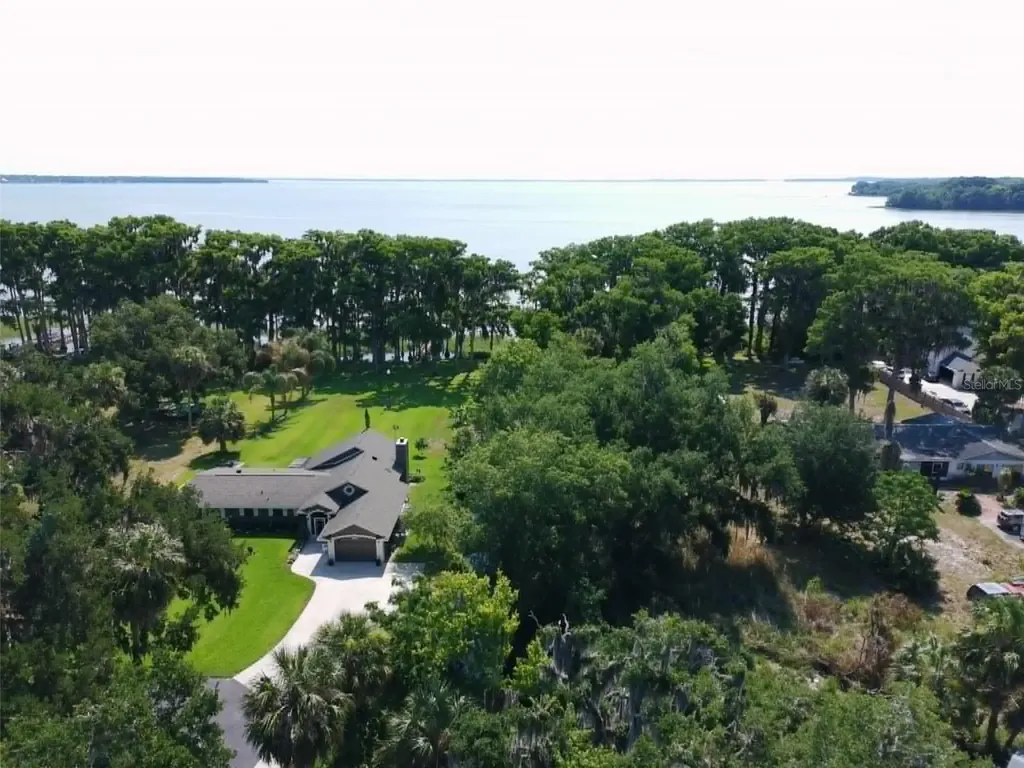 4331 Magnolia Avenue Leesburg FL 34748