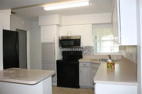 4331 Magnolia Avenue Leesburg FL 34748