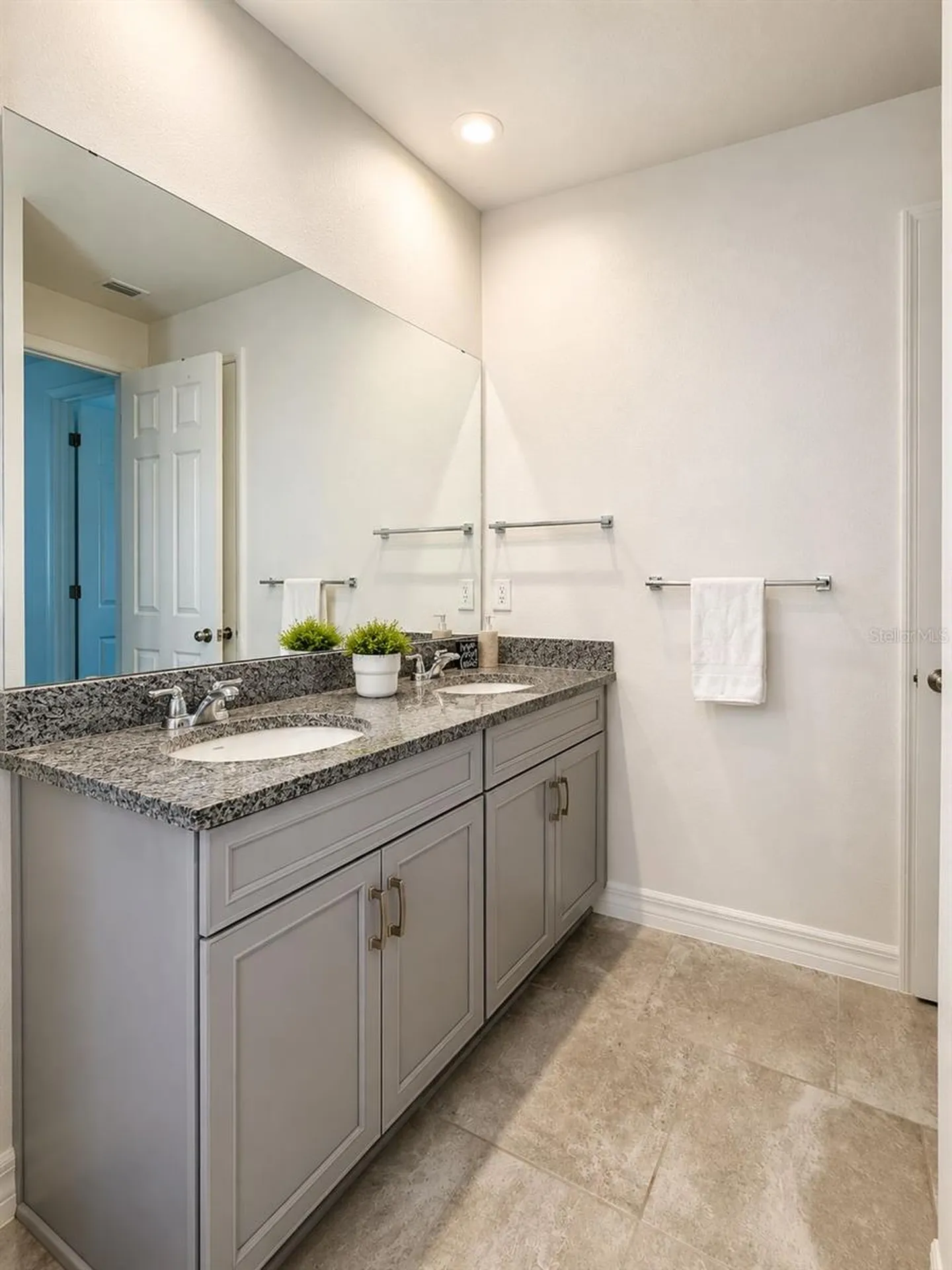 8948 Exploration Avenue Orlando FL 32832