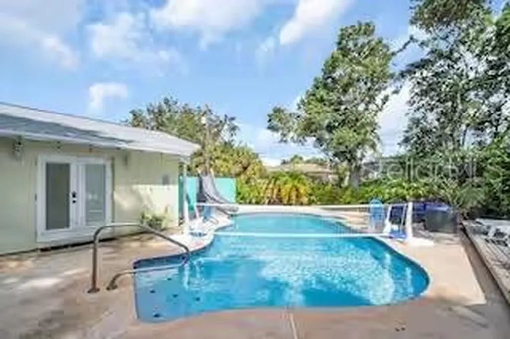 10436 Silhavy Drive Largo FL 33774