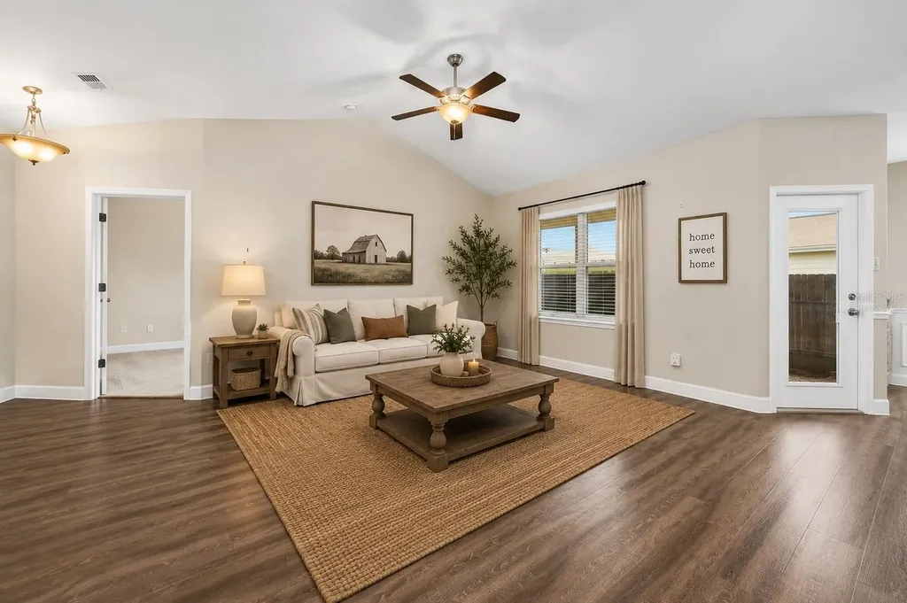 19033 NW 166th Avenue High Springs FL 32643
