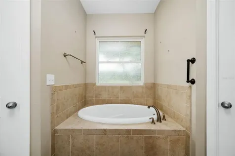 19033 NW 166th Avenue High Springs FL 32643