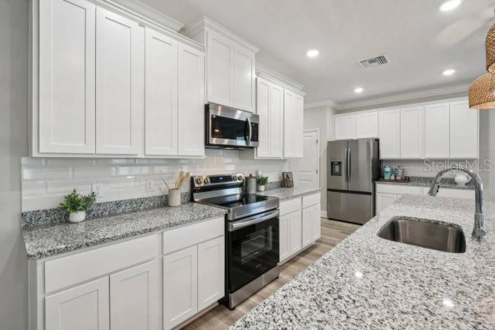 608 Broadoak Drive Dundee FL 33838