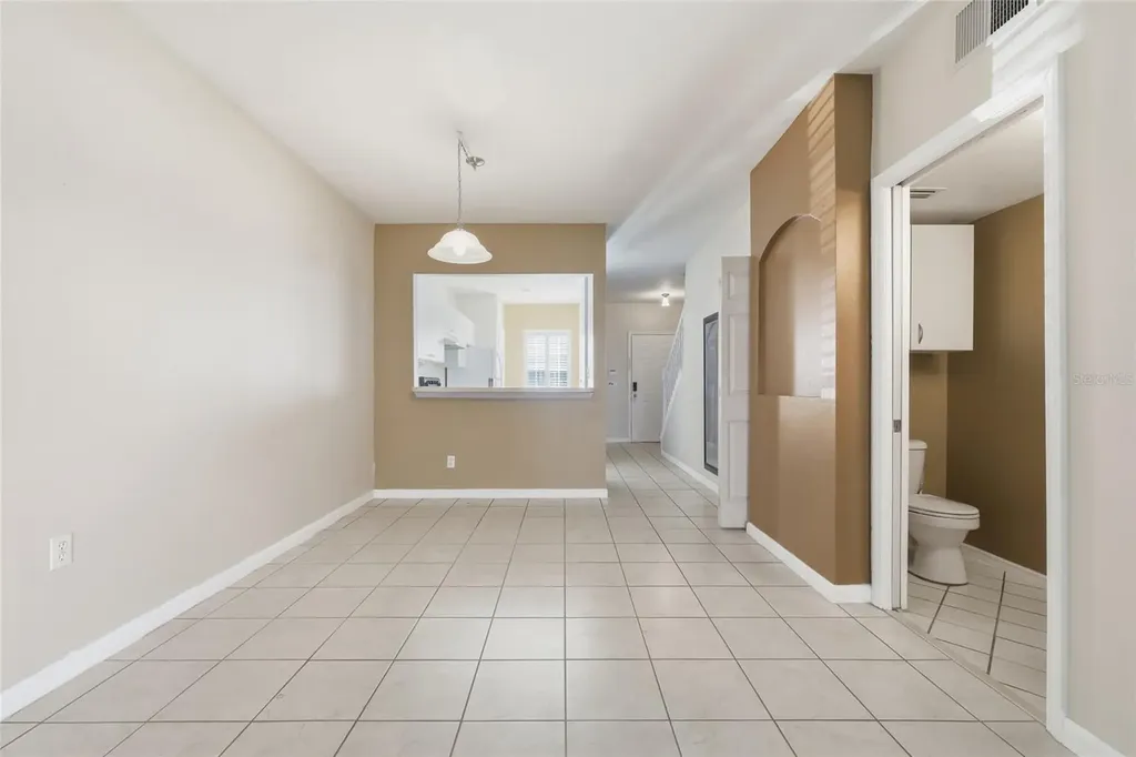 6998 Woodlake Drive Orlando FL 32810